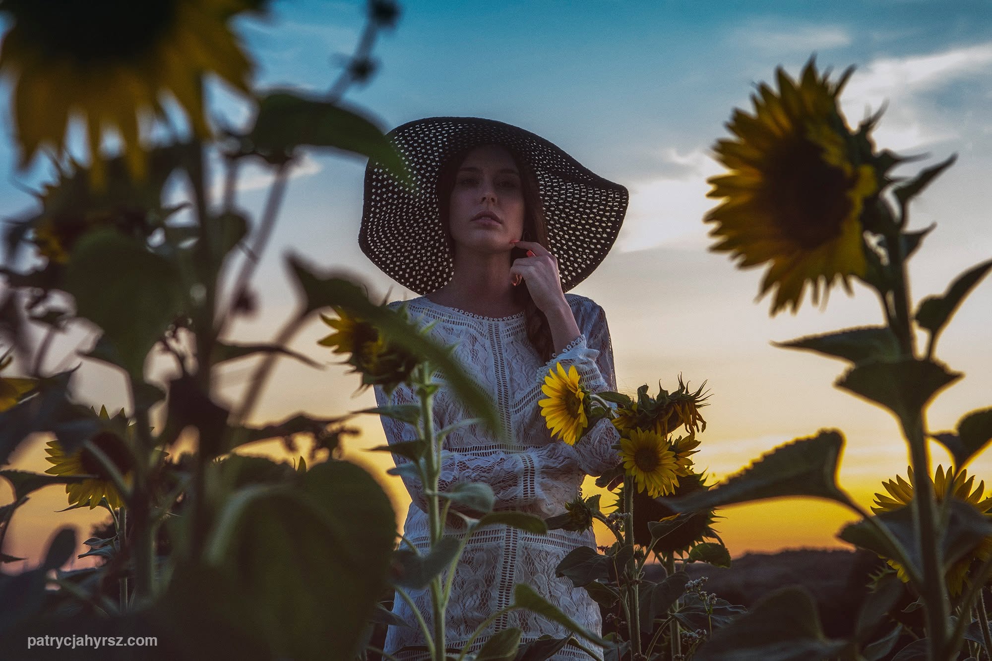 Lifestyle Portrait — Sunflowers